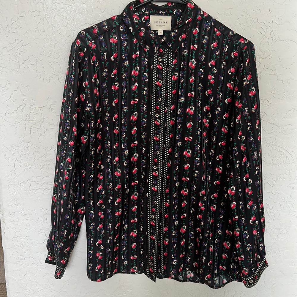 Sézane black rose patterned blouse